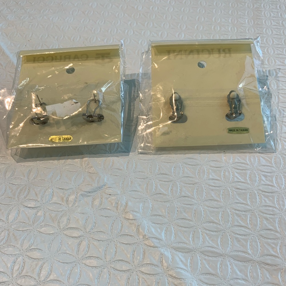 Carucci and Rucinni Silver and Crystal Earrings Set NWOT - Picture 4 of 4